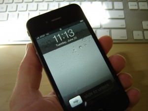 iphone4.macrumors.com .3 300x225 iphone4.macrumors.com.3
